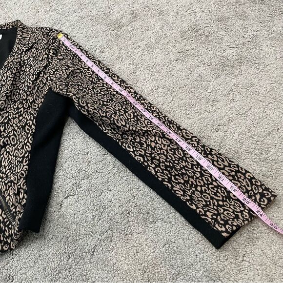 Chico’s Leopard Cheetah Moto Blazer Size 2 / Large (12) - Picture 7 of 10